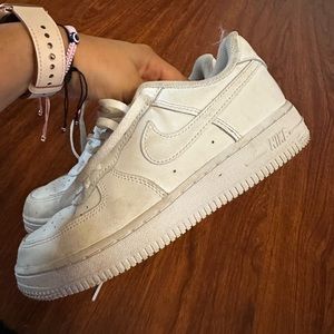 Kids Nike air forces. White